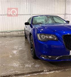 کرایسلەر 300